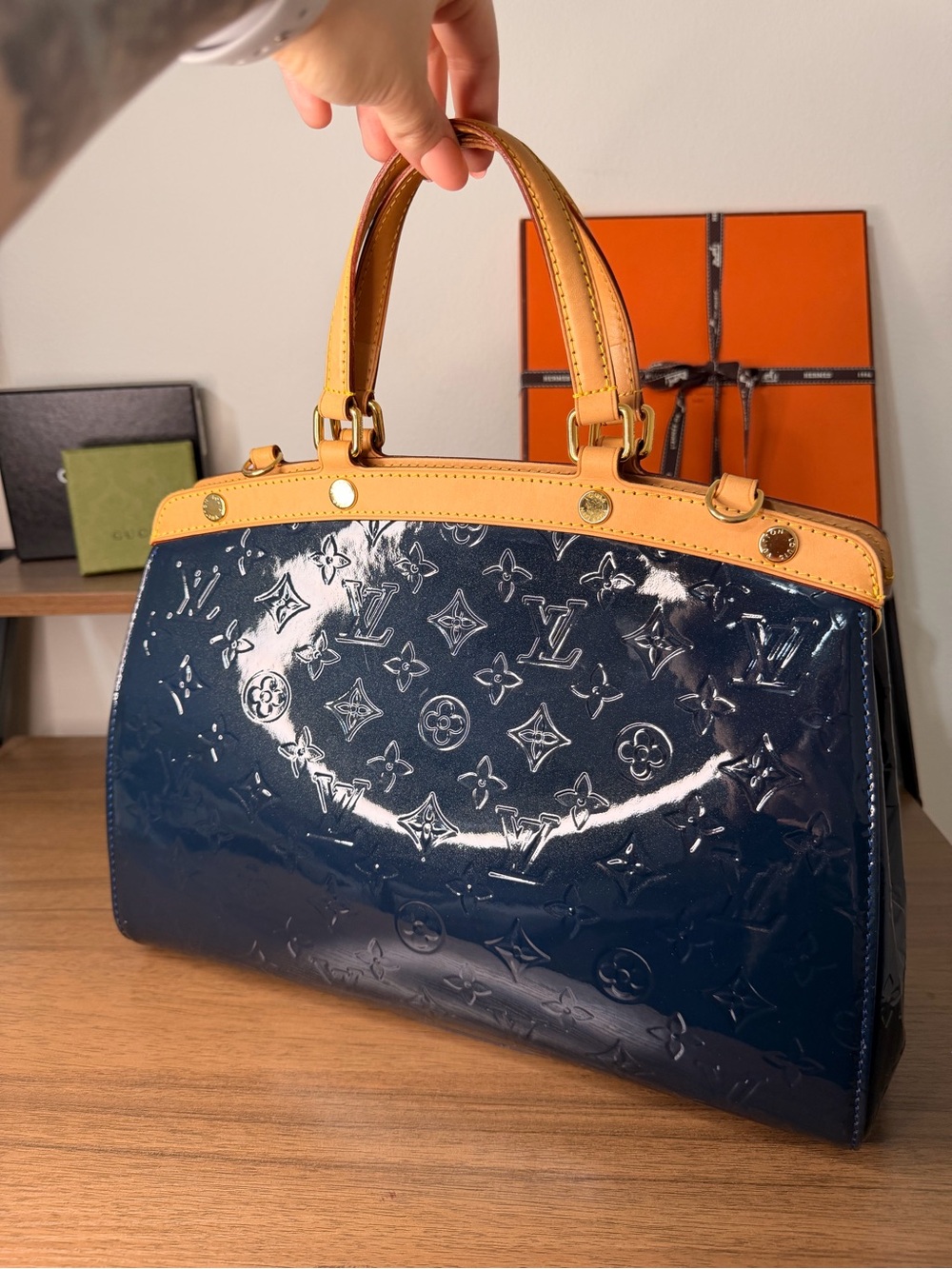 Authentic Louis Vuitton Navy Vernis Brea - Picture 3 of 15